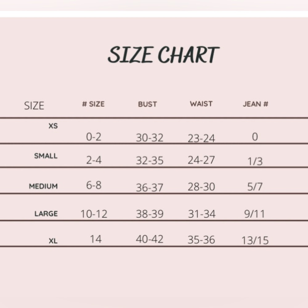 Black pleated mini skirt with an elastic waist and lined with shorts Size Medium - Picture 12 of 12